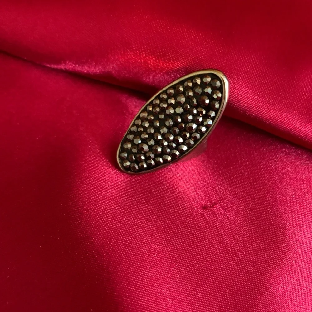 Silver Marcasite Ring - Picture 6 of 9
